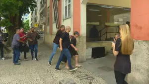 Suspeito de estupro coletivo de adolescente de 17 anos se entrega no Rio