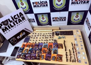 Companhia Raio prende dois homens com drogas e munições em Cuiabá