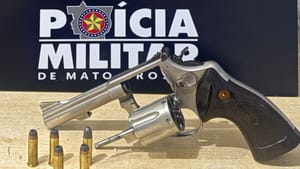 Homem que atirou em direção a ex-genro é preso pela PM; disparo ocorreu após discussão