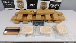 Traficantes tentam fugir de abordagem de PMs e são presos com cocaína e maconha