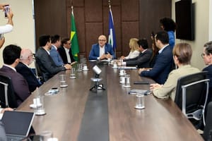 Máquinas apreendidas em desmatamentos ilegais poderão ser usadas pelas prefeituras de MT