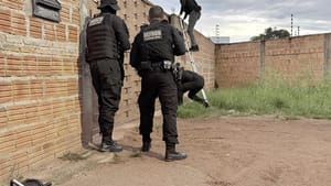 Criminosa presa em Cuiabá coordenava tráfico e execuções em Cáceres de dentro da cadeia