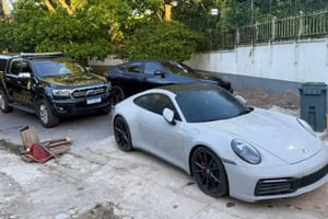 Carrões, armas e Rolex: o que foi apreendido em operação que prendeu MC Ryan