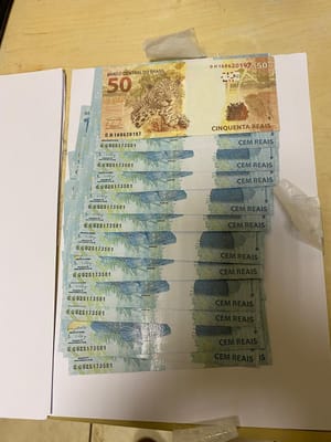 Adolescente recebe R$ 3 mil em cédulas falsas enviadas pelos Correios e acaba apreendido