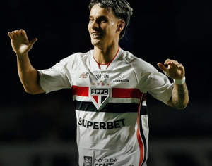 Atacante Ferreirinha brilha e São Paulo aplica 4 a 1 no Cruzeiro