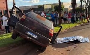 Colisão entre carro e caminhonete mata dois e levanta suspeita de álcool em MT