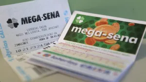 Mega-Sena acumula e prêmio pode chegar a R$ 45 milhões na terça-feira (14)