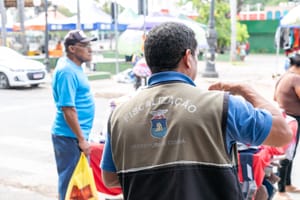 Prefeitura retoma operação contra ambulantes e desocupa calçadas no Centro de Cuiabá