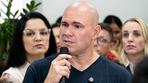 Abilio firma acordo e quita dívida de R$ 45,8 milhões herdada pela gestão anterior