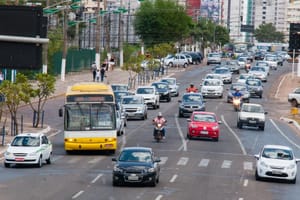 IPVA com desconto de 3% para veículos com placas finais 8, 9 e 0 pode ser pago até dia 20 de maio