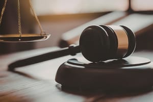 Justiça nega pedido e mantém prisão de pai que matou filho de apenas 2 anos asfixiado