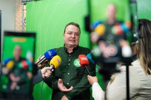Max reforça pré-candidatura à reeleição e projeta crescimento do Podemos em Mato Grosso