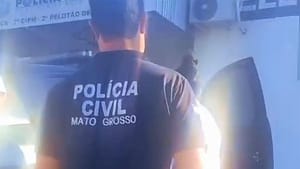 Suspeito usou imagens de adolescente que precisava de cirurgia para solicitar dinheiro