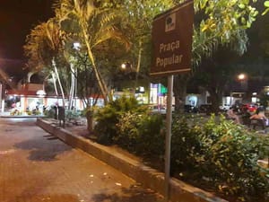 Bar da Praça Popular foi multado em R$ 5,5 mil após evento sem autorização da prefeitura