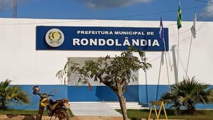 Justiça dá 72 horas para Rondolândia retomar transporte escolar; multa é de até R$ 100 mil