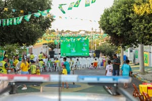Abilio anuncia quatro telões para os próximos jogos do Brasil e promete ampliar festa nos bairros de Cuiabá