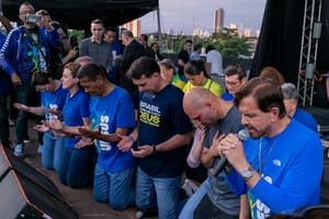 Abilio destaca legado da Marcha para Jesus e diz que evento seguirá marcando a história de Cuiabá