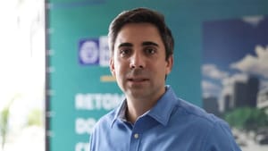 Gestão Alan Porto: TCE vê indícios de favorecimento em compra de R$ 98 milhões em uniformes