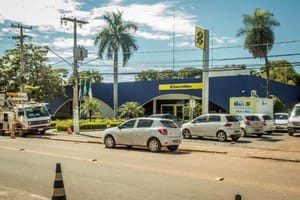 Governo de Mato Grosso paga salários na segunda-feira (29) e injeta R$ 833 milhões na economia