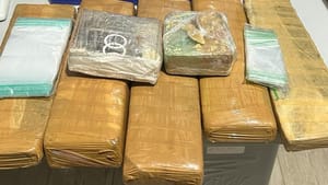 PM e PRF prendem homem com seis quilos de maconha, cocaína e pasta base em Alto Araguaia