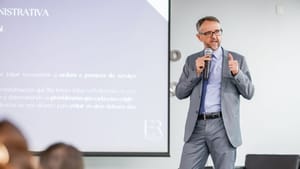 "Nós vamos ter uma enxurrada de deepfakes nas eleições", alerta promotor de Justiça de MG