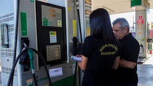 Postos de combustíveis de MT são alvos de fiscalização; medidas visam coibir abusos