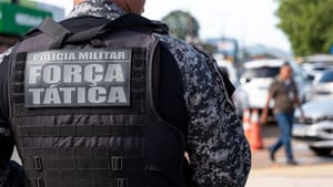 PMs da Força Tática prendem suspeito que esfaqueou homem e agrediu esposa em Cuiabá