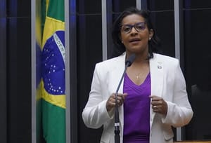 Gisela trava debate sobre vice e diz que União Brasil precisa decidir futuro de Jayme primeiro
