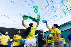Concurso abre nova votação para escolher ruas que ganharão telão durante jogos da Copa