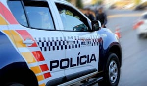Homem é preso por tentativa de homicídio utilizando um facão; vítima teve cortes nas mãos