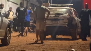 Pai flagra filha de 12 anos conversando com menino em rede social e a espanca até a morte