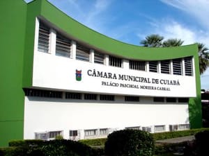 Contrato de R$ 2,2 milhões vira alvo do TCE e coloca Câmara de Cuiabá novamente no centro de polêmica