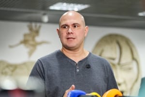 Abilio mantém projeto dos lotes de 200 m² e diz que não enviará proposta à Câmara por causa da "polarização"