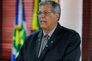 TJ nega pedido da defesa de Carlinhos Bezerra e mantém juíza Mônica Perri no júri