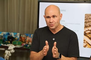 Sem votos suficientes, Abilio adia projeto sobre tamanho mínimo de terrenos em Cuiabá
