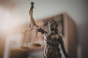 Líder de facção criminosa é condenado a 38 anos por homicídio triplamente qualificado
