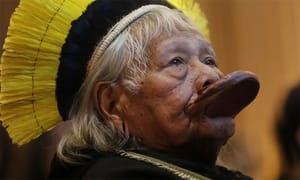 Líder indígena de MT: Cacique Raoni volta para unidade de terapia intensiva