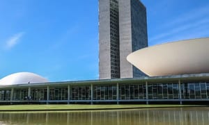 Câmara e Senado encerram semestre com votações esvaziadas e projetos parados