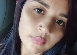 Mulher de 31 anos perde a visão e morre dois dias após ingerir bebida alcoólica adulterada