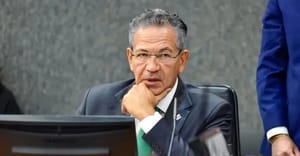 Corregedor autoriza pagamento retroativo de penduricalho extinto em 2006 a juízes