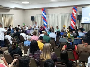PDT oficializa chapas para deputado e deixa majoritária em aberto