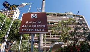 "Manter a folha salarial em dia é uma prioridade", afirma o secretário Marcelo Bussiki