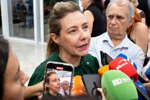 Flávia diz que Pivetta ficou "assustado" com caos no DAE e cobra Câmara por projetos parados