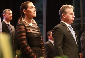 Operação derruba Mauro Mendes, Janaina empata tecnicamente nas intenções de voto para senado