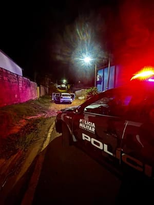 Jovens suspeitos de roubos morrem após troca de tiros com a Força Tática em Cuiabá
