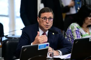 Secretário da Casa Civil rompe silêncio sobre Operação Heritage e nega irregularidades