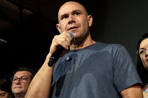 Abilio diz que 2º turno vai expor quem é a "verdadeira direita" no país