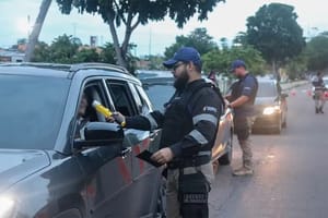 Nova regra vai detectar uso de drogas e fazer pré-teste em motorista para indicar álcool