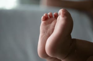 Homem agride companheira, fere bebê de 11 meses e acaba preso em Rondonópolis