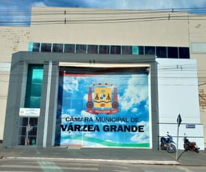 Água falta nas torneiras, mas projeto de R$ 16 milhões para o DAE continua parado na Câmara de VG